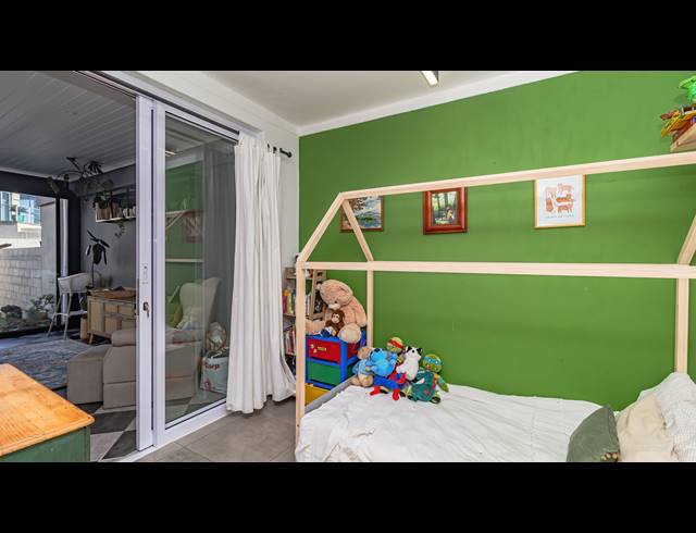 3 BEDROOM HOUSE TO LET IN WAVES EDGE